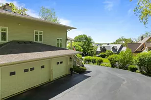 1066 Edinborough Ct, Geneva, WI 53147 - Photo 71