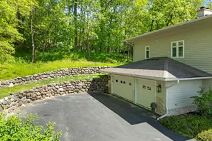 1066 Edinborough Ct, Geneva, WI 53147 - Photo 107