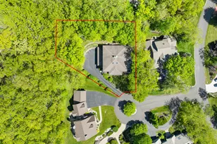 1066 Edinborough Ct, Geneva, WI 53147 - Photo 91