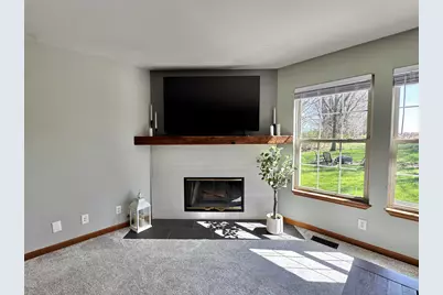 1365 E Jakes Way, Whitewater, WI 53190 - Photo 11