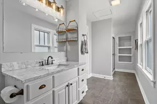 534 S 3rd Ave, West Bend, WI 53095 - Photo 17