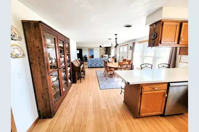 14612  Slager Rd, Franklin, WI 54230 - Photo 5