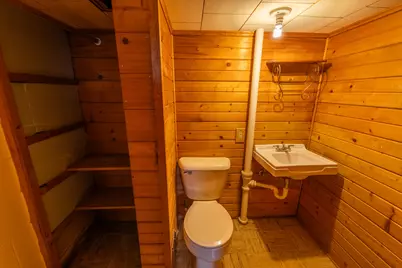 372 W Rogers St, Hartford, WI 53027 - Photo 19