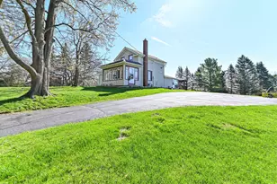 S51W30943 Old Village Rd, Genesee, WI 53149 - Photo 23