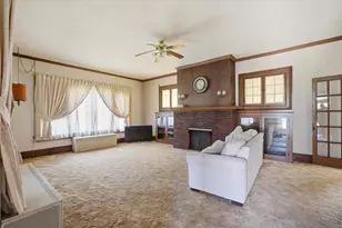 513 Clyman St, Watertown, WI 53094 - Photo 3