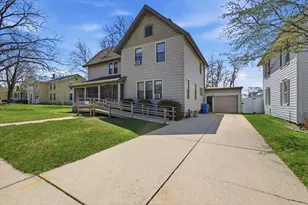 513 Clyman St, Watertown, WI 53094 - Photo 25