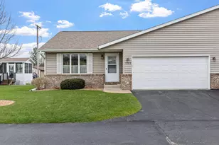 1008 Whispering Winds Pl, Onalaska, WI 54650 - Photo 3