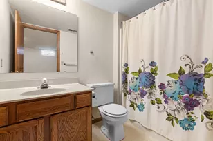 1008 Whispering Winds Pl, Onalaska, WI 54650 - Photo 17