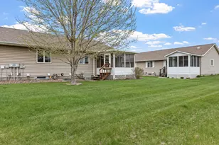 1008 Whispering Winds Pl, Onalaska, WI 54650 - Photo 19