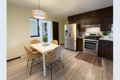 1523  David Ln, Waukesha, WI 53189 - Photo 7