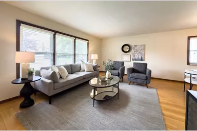 1523  David Ln, Waukesha, WI 53189 - Photo 5
