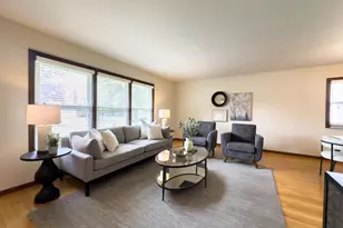 1523 David Ln, Waukesha, WI 53189 - Photo 5