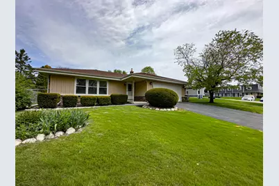 1523  David Ln, Waukesha, WI 53189 - Photo 45
