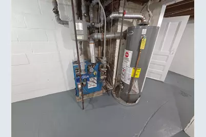 2230 S 10th St, Manitowoc, WI 54220 - Photo 29
