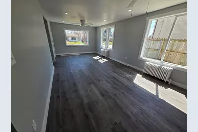 2230 S 10th St, Manitowoc, WI 54220 - Photo 11
