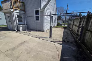 2230 S 10th St, Manitowoc, WI 54220 - Photo 31