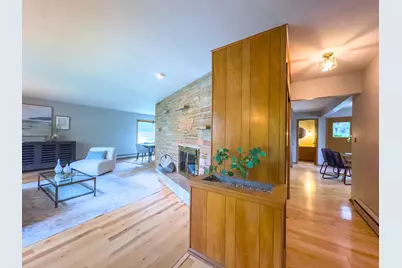10731 W Keefe Ave, Wauwatosa, WI 53222 - Photo 3