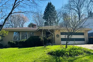10731 W Keefe Ave, Wauwatosa, WI 53222 - Photo 33