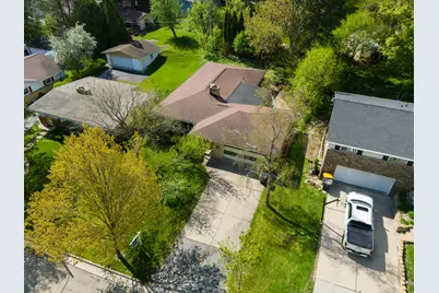 10731 W Keefe Ave, Wauwatosa, WI 53222 - Photo 29