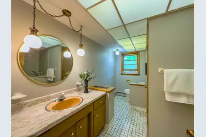 10731 W Keefe Ave, Wauwatosa, WI 53222 - Photo 19