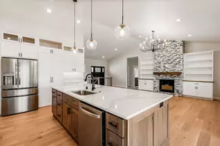 1413 Herb Ln, Holmen, WI 54636 - Photo 5