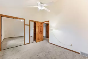 1909 Springbrook N, Waukesha, WI 53186 - Photo 17