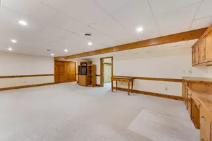 1909 Springbrook N, Waukesha, WI 53186 - Photo 15