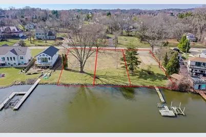4757  Riverside Rd, Racine, WI 53185 - Photo 1