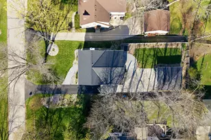 514 E Community Pl, Fox Point, WI 53217 - Photo 51