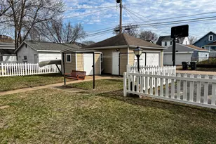 2126 Market St, La Crosse, WI 54601 - Photo 35