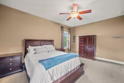 12355 W Whitaker Ave, Greenfield, WI 53228 - Photo 29