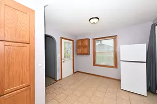 2627 S 75th St, West Allis, WI 53219 - Photo 13