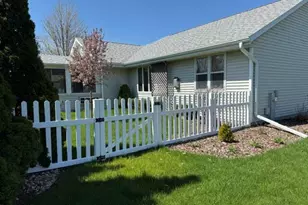 204 Wollet Dr, Fort Atkinson, WI 53538 - Photo 31