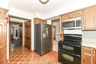 10125 Kay Parkway, Hales Corners, WI 53130 - Photo 15