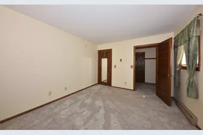 1300 E Decorah Rd #2, West Bend, WI 53095 - Photo 19