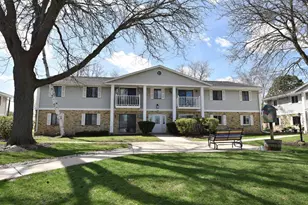 1300 E Decorah Rd, West Bend, WI 53095 - Photo 29