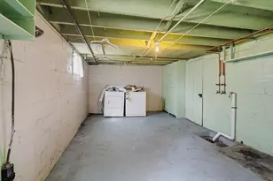 3210 Monroe St, Two Rivers, WI 54241 - Photo 21