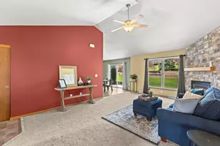 226 Reeds Dr, West Bend, WI 53095 - Photo 5