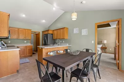 226  Reeds Dr, West Bend, WI 53095 - Photo 7