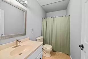225 Ridge Line Rd, Racine, WI 53105 - Photo 37