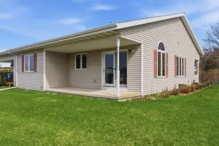 1531 Deer Brook Dr, Two Rivers, WI 54241 - Photo 3
