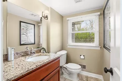 340 W Indian Creek Ct, Fox Point, WI 53217 - Photo 17
