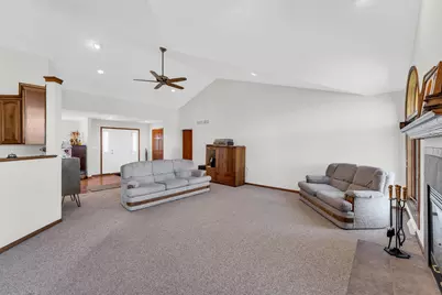 3907 S 108th St, Racine, WI 53126 - Photo 11