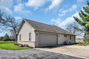 3907 S 108th St, Racine, WI 53126 - Photo 3