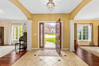 5925 S Conservancy Dr, New Berlin, WI 53151 - Photo 3