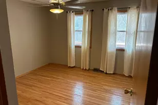 522 Burlington Ave, Twin Lakes, WI 53181 - Photo 5