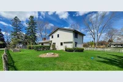 15415 W Fenway Dr, New Berlin, WI 53151 - Photo 11