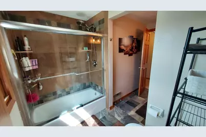 15415 W Fenway Dr, New Berlin, WI 53151 - Photo 23