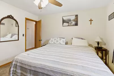 3350 E Whittaker Ave, Cudahy, WI 53110 - Photo 17