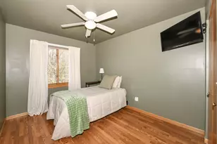 2409 Fox River Pkwy, Waukesha, WI 53189 - Photo 27